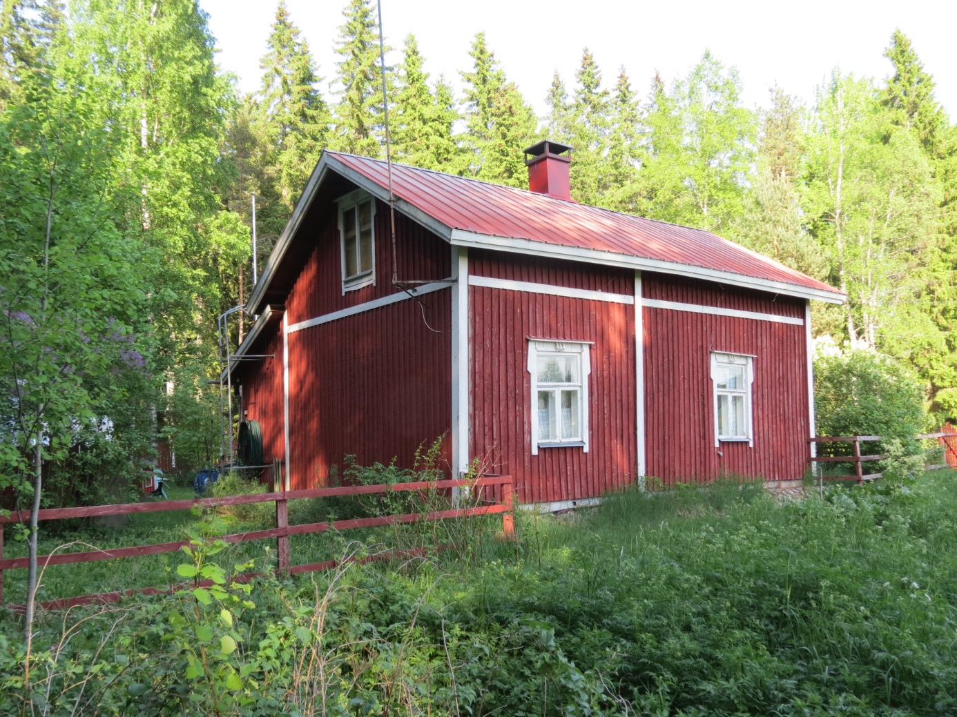 Huset fotograferat från söder år 2013.