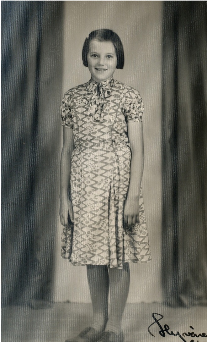 Den unga flickan på fotot är Inga-Lisa Nyström (1938-1972).