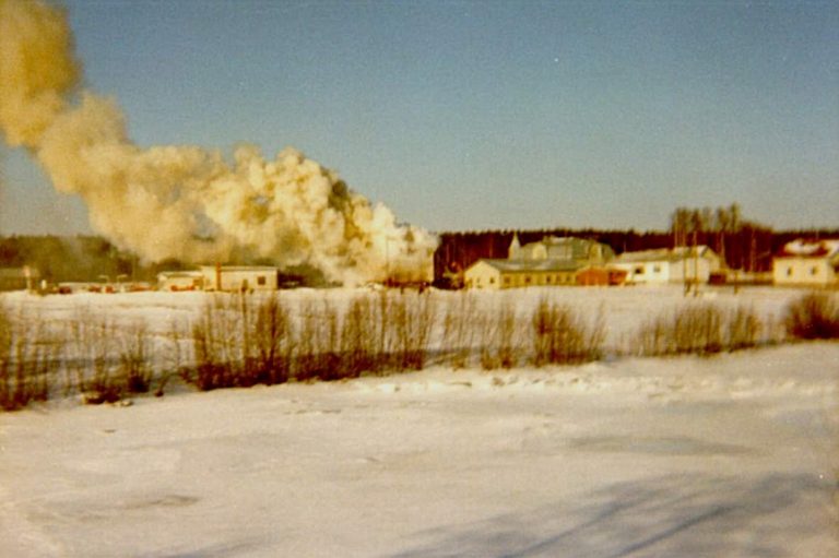 Som synes var rökutvecklingen enorm och huset fick stora materiella skador.