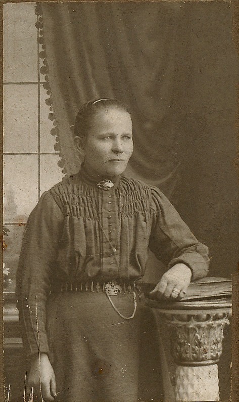 Här ett tidigt foto av Dragås-Hilda Kaskimäki.