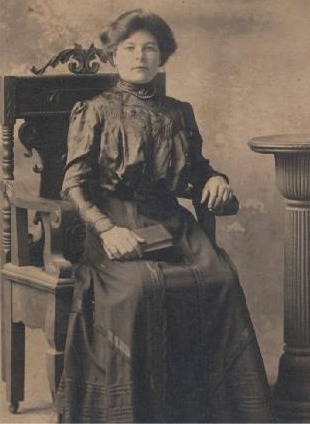 Amanda f. Klemets, gift Styris, född 1886.