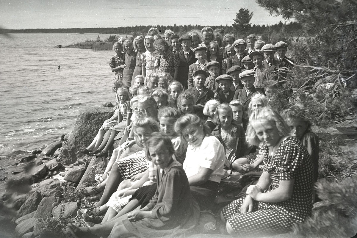 Sommaren 1943 gjorde lantbruksklubben en utfärd till Härkmerifjärden.