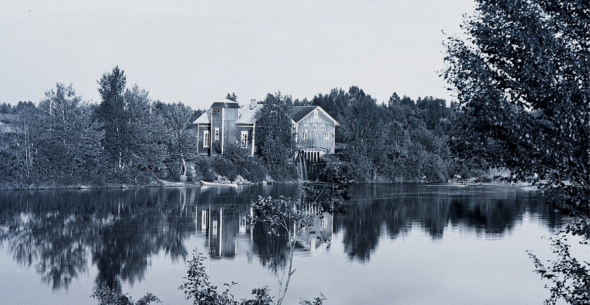 Ab Pärusfors´ elkraftverk producerade under en lång tid all den elektricitet som användes i Dagsmark, Lappfjärd och Kristinestad. Fotot från 1930-talet.
