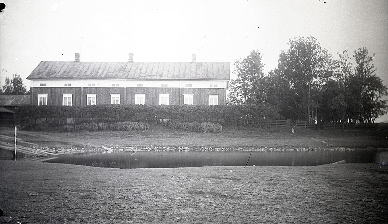 Starckes gård i Lappfjärd, idag mera känd som af Hällströms gård.