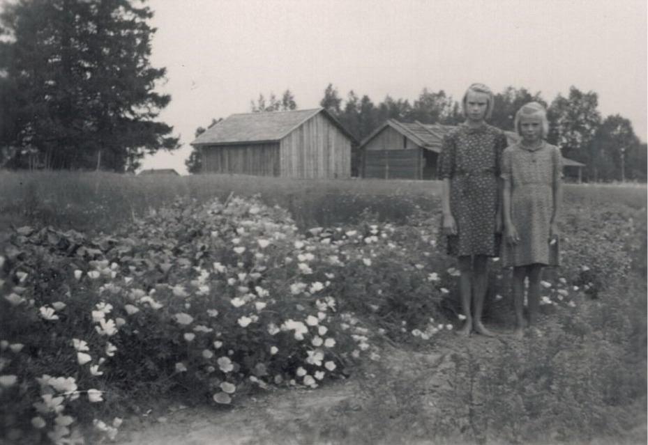 Syskonen Enid och Doris Landgärds i klubblandet bland sömntutor och annat.