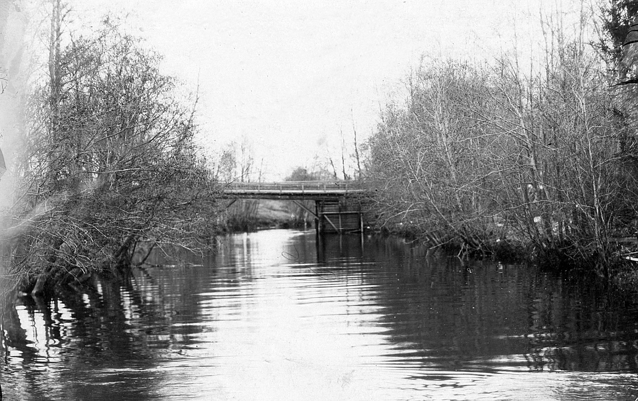 Lillbron fotograferad på 1920-talet före den revs och den nya byggdes.