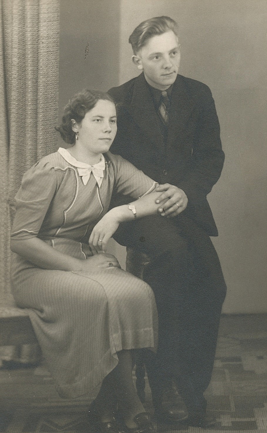 I april 1940 gifte sig Birger Grönroos med Lilja Nordberg från Palon, Hon var född 1919 och var dotter till Alfred och Adelina Nordberg.